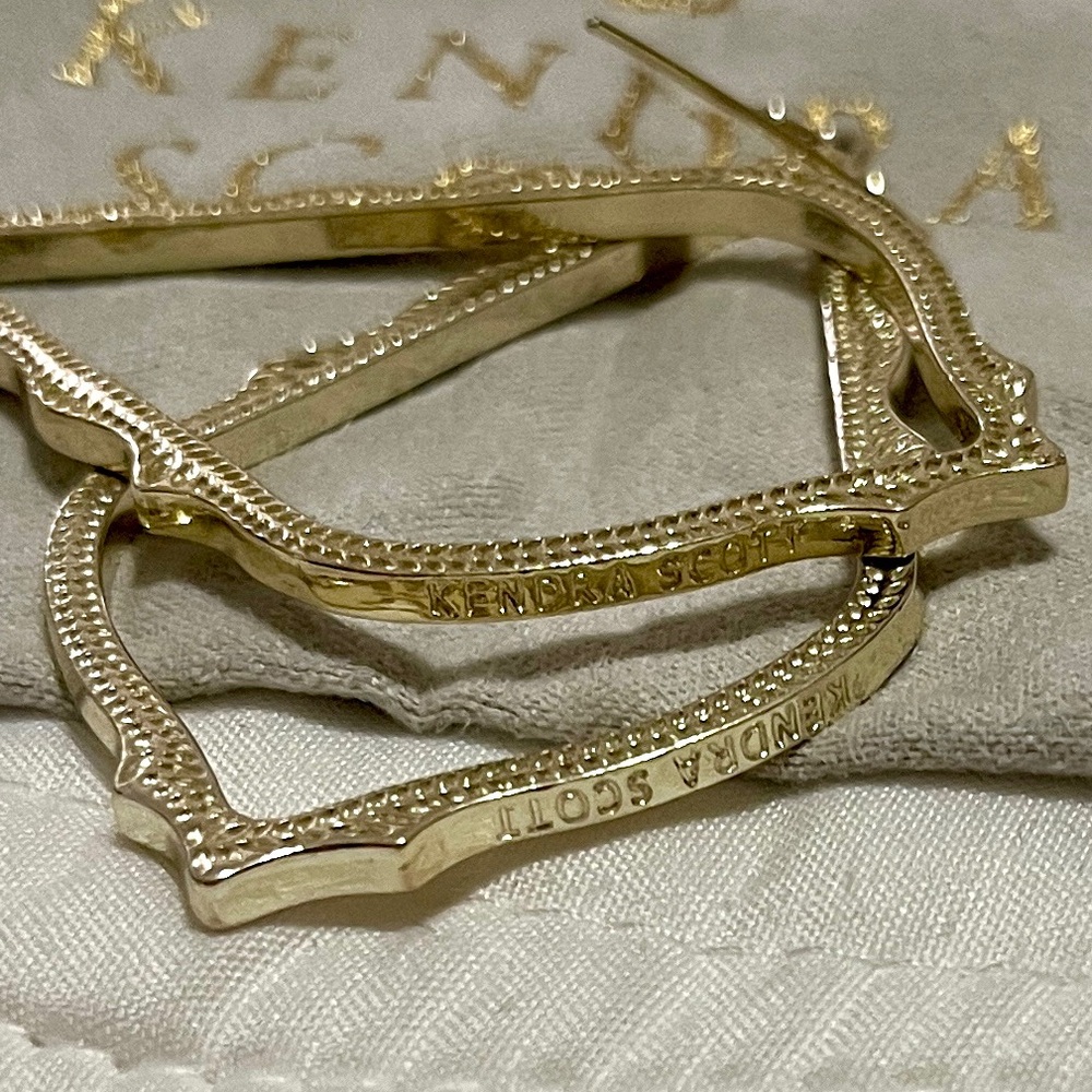 Kendra Scott Sophee Drop Earrings Gold - Picture 2 of 3